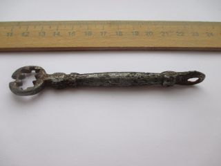 Great Viking Iron Key For Padlock,  8 - 10 Ad photo