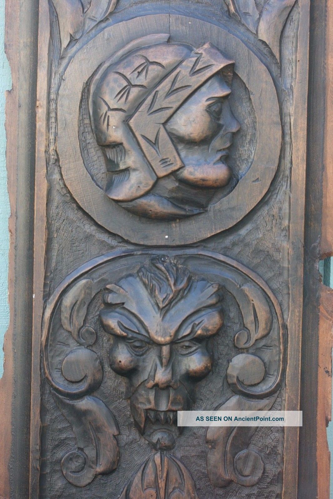 Stunning Early 18thc Gothic Wooden Oak Panel With Grotesque Head & Other C1720s Carved Figures photo