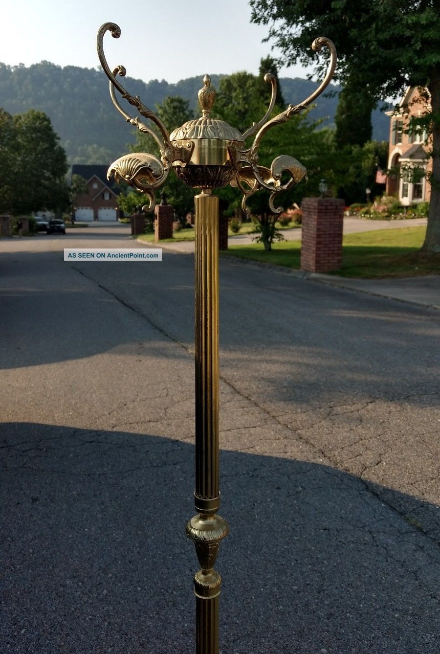Mid Century 1900s Italy Brass Lions Head Claw Foot Coat Hat Rack Hall Tree Stand Post-1950 photo