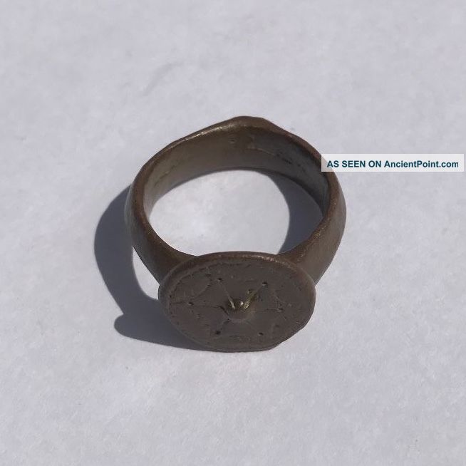 Roman Bronze Ring. Roman photo