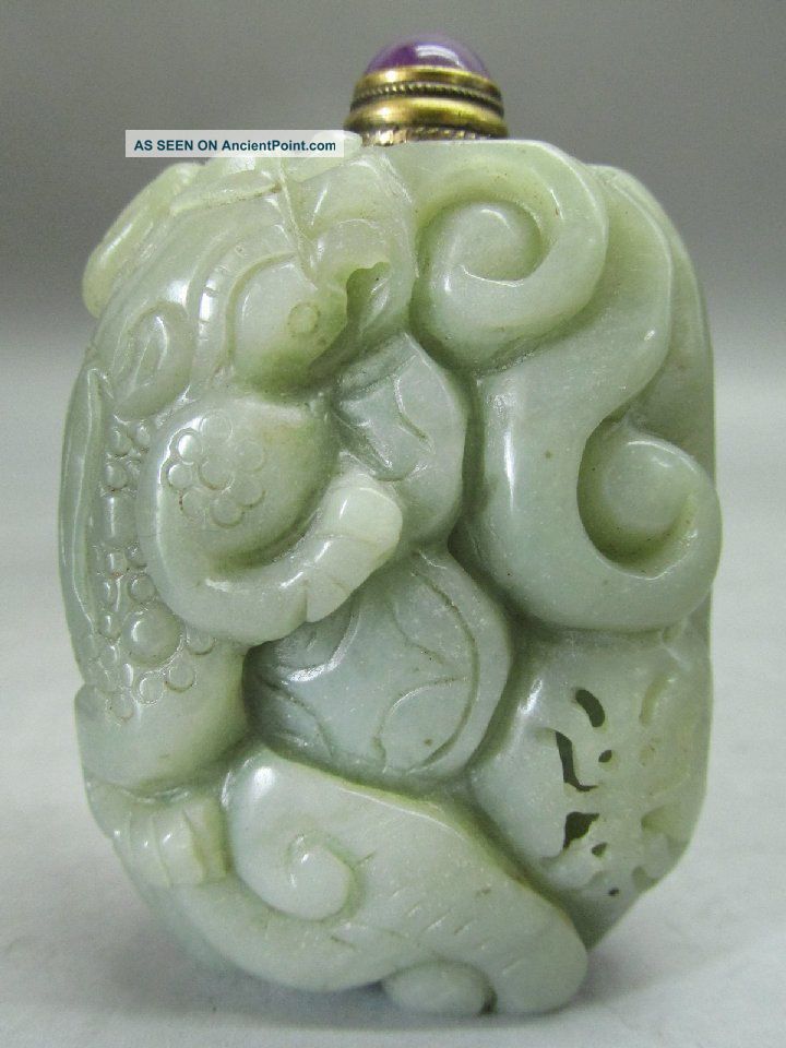 Chinese Hetian Nephrite Jade Carved Dragon Snuff Bottle Snuff Bottles photo