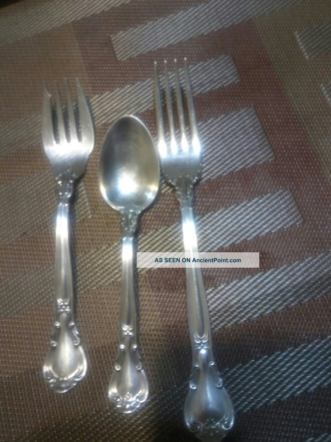 Gorham ' Chantilly ' Sterling Silver 3 Piece Place Setting Flatware & Silverware photo