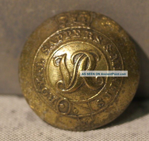 Royal Navy Dock Yard Bermuda - Dive Recovered Royal Sappers & Miners Button Other Maritime Antiques photo